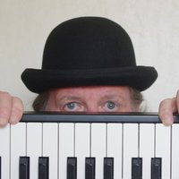 UK Singalong Pianist (@uksingalong) 's Twitter Profile