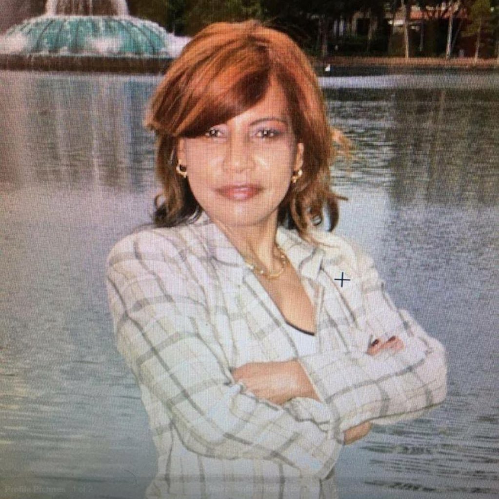 I'm a realtor. for more inf cal at 407.924.4199