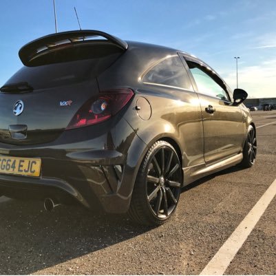 Hi I'm mike I love cars 🏎 and gaming 🎮 Vauxhall corsad vxr clubsport 💪👌😎 instagram @mike_vxr YouTube @mike_vxr