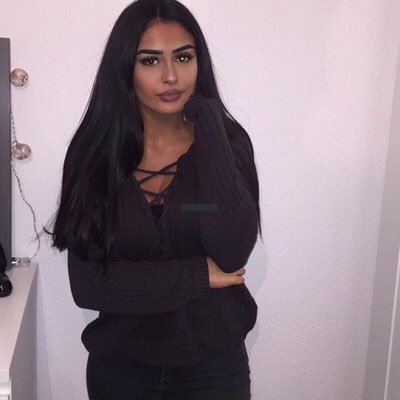 leilasw_rp's profile picture. le monde est à nous le monde est à toi et moi