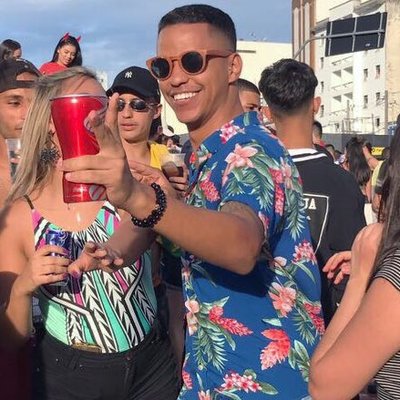 LBetaquerlab's profile image
