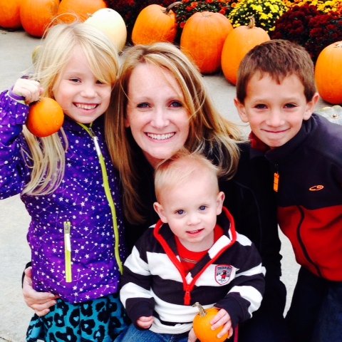 Junior High Principal, mom to my own 3 awesome kids, and coach's wife #Momsasprincipals