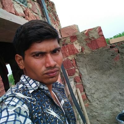 देखे संत रामपाल जी महाराज की सत्संग#जीने_की_राह
राम नाम कड़वा लगे,मीठे लागे दाम।
दुविधा में दोनों गये,माया मिली ना राम।।