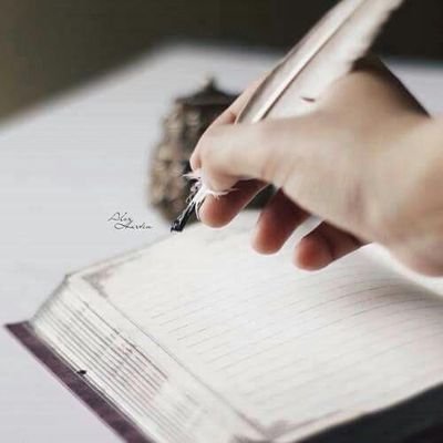 .. صمت لليل وسكون ظلام وهدواء قمر وضواء نجوم ❤❤.