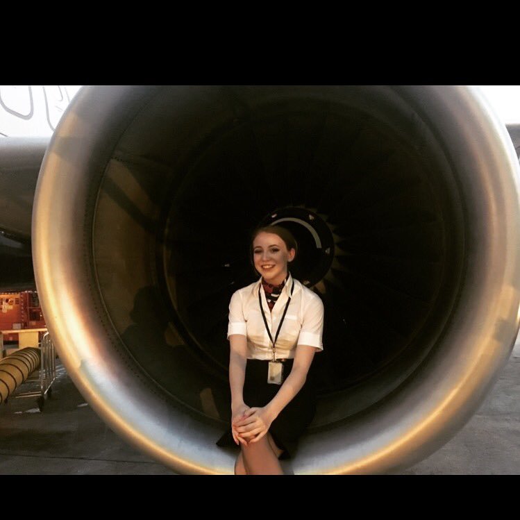 danielleloudon's profile picture. ✈️🌍