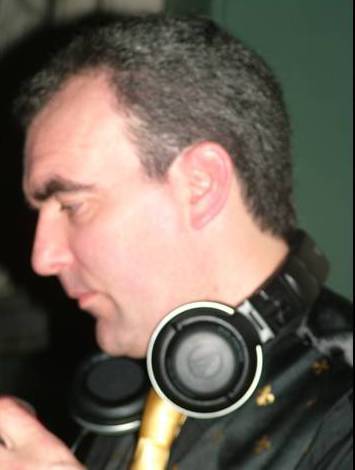 djlynton's profile picture. 