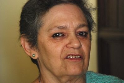 MaluGobierna's profile picture. Reconstruyendo el tejido social mientras veo La Rosa de Guadalupe.