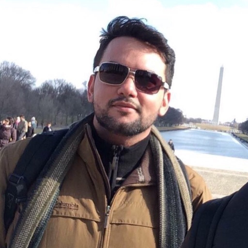 UrielAnjo's profile picture. Professor, músico, analista do discurso, motoqueiro, aquariano, neo-marxista, angelólogo, escritor, poeta, arte-educador, espirito errante e inquieto da noite!