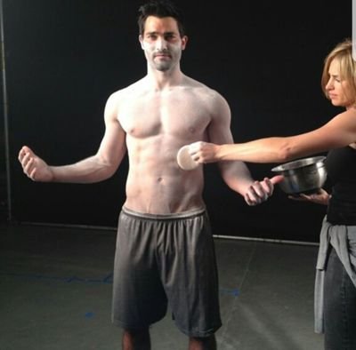 HoechlinNew's profile picture. Derek Hale💪👊