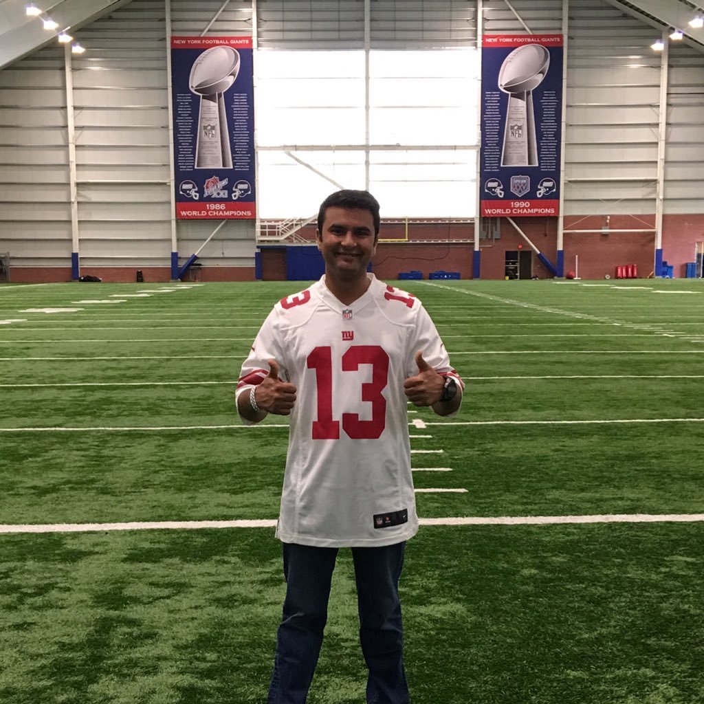 dhrumits's profile picture. life doesn't give second chances...why to ask for...:-)