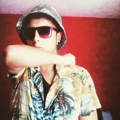 KaizerFunk's profile picture. Dj and Producer- Músico/banda. Diseñador grafico - Fotógrafo - Hincha de chivas