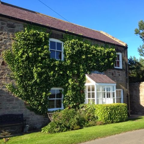 A home from home in #coastal #Northumberland our lovely cottage between #Craster & #Embleton Bay. #DunstanburghCastle Coastal #cyclepath #HolidayLet sleeps5/cot