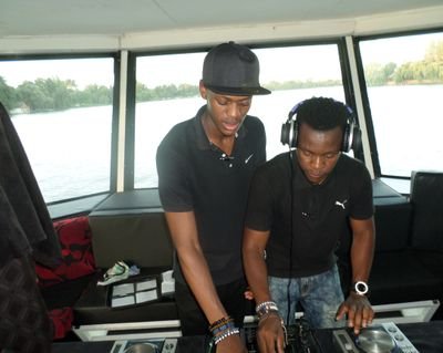 groovebuddiessa's profile picture. DJ DUO... 🎹House Music💿