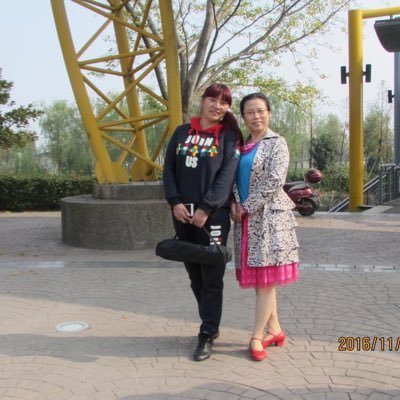 ShelleyShi1's profile picture. 🍎Qinghong Dance team( Chinese Association) 🍎Learn Dance from professional teachers 🍎WeChat: xiaohongfssh🍎YouTube: https://t.co/4VqzebfgOw