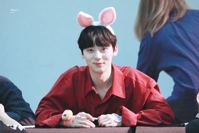 ❣황민현❣워너원❣뉴이스트❣