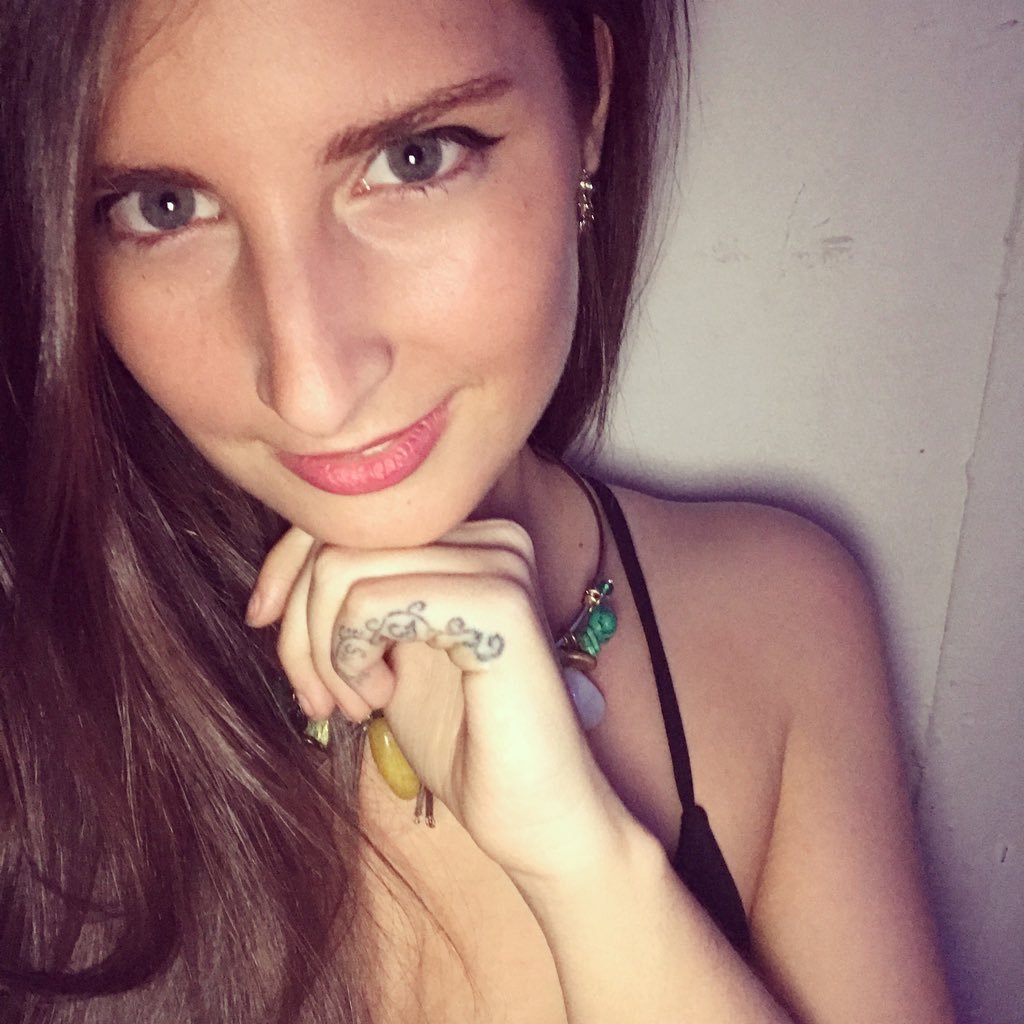 ester_lm's profile picture. 