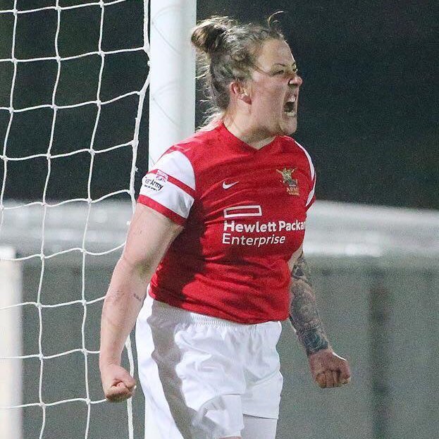 abihart10's profile picture. Tina Turner and dogs = life