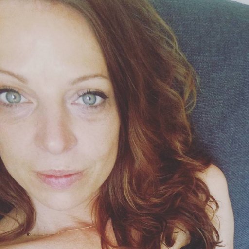 EmilieThoorens's profile picture. digital project manager/ chef de projet digital #MBA #MarketingDigital #multimedia #Paris #Socialmedia #Music #Fashion #GraphicDesign #ecommerce