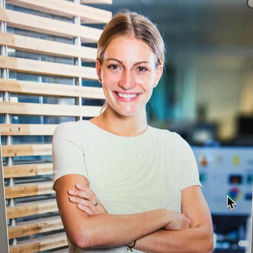 jasmin_heri's profile picture. Online Marketing Manager