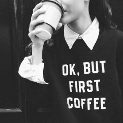 zoey8001's profile picture. just here for the rants