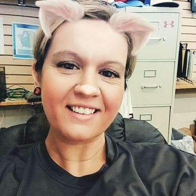 traci_sportsmom's profile picture. Mom of 2 handsome young men! 😍