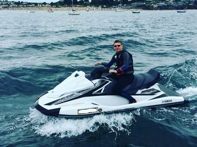 JamesChestnuttt's profile picture. 