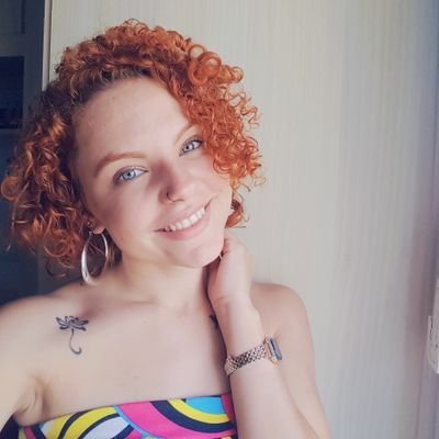 Sobre sustentabilidade, moda consciente, costuras, modelagem, cultura e a melhor vibe 🌻