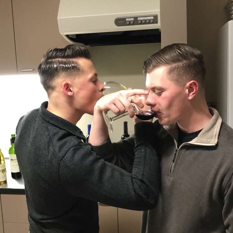 HansonMhanson34's profile picture. 