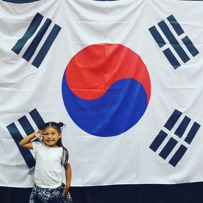 aleja_villar's profile picture. wife and mother of 4....