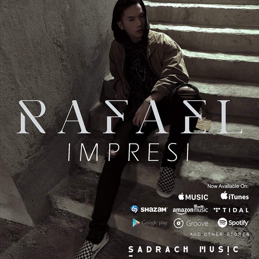 Official Twitter of Rafael Tan for all Raflatahugs ,@rafaell_16 ,@RAFLATAHUGS , IG MY_RAFLATAHUGS ID LINE MYRAFLATAHUGS