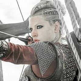 There can only be a Queen in Kattegat and I'm back to claim what's mine.Fierce Shieldmaiden,proud mother and a lover to Ragnar {#VikingsRP,MV,+18