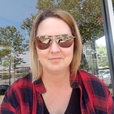 AmandaCameron's profile picture. 