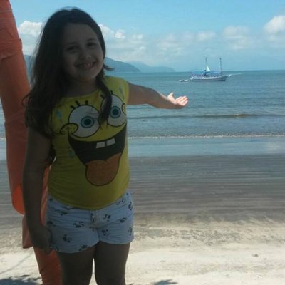 Sou uma nova Youtuber e queRO que todos vocês fazam parte da minha família