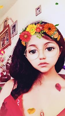 Ana a proud mama😍😍
mexican american💮💮💮
i love my daughter👧💗💗