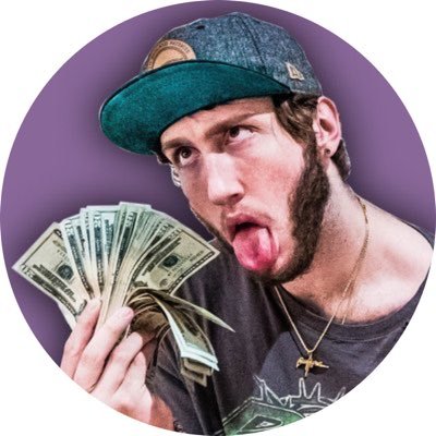 fazebanks21's profile picture. 