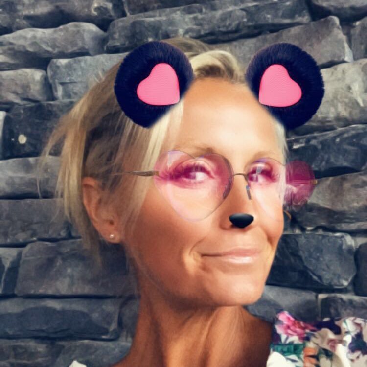 Holistic Wellness Lifestyle Advisor...natural organic healing. Sexy Flexi Yogi. Private Dealer of Luxury Fine Foods. Actress. Model. TV Show & Kids Book Creator