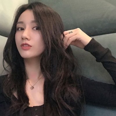 《24歳/元OL》スマホ📱1つで自由なライフスタイル・企業、副業したい方・無料コンサルしてます!DM・LINEでお問い合わせください🌸✨→@dwp4160d(@お忘れなく)