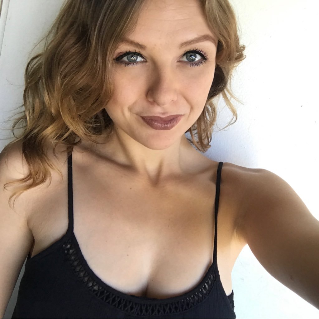 kelliekushed's profile picture. 