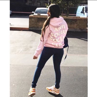 sarserelllooo's profile picture. 