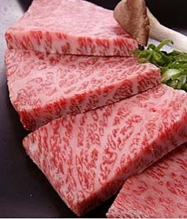 yakiniku_kazu's profile picture. 新富町で焼肉屋をやってるＫＡＺＵです。どこにも負けない最高のお肉をリーズナブルなお値段で用意してお待ちしてます。一度是非お立ち寄りを。