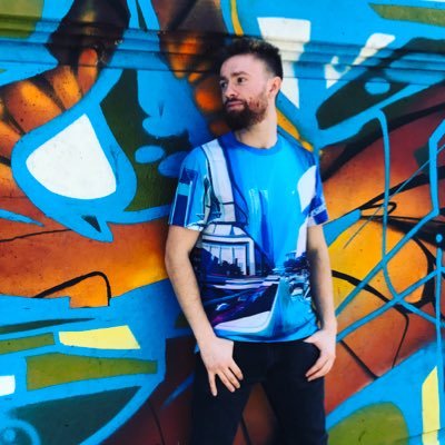 tom_ruess's profile picture. Artsy Literature Nerd Master's Student 😊