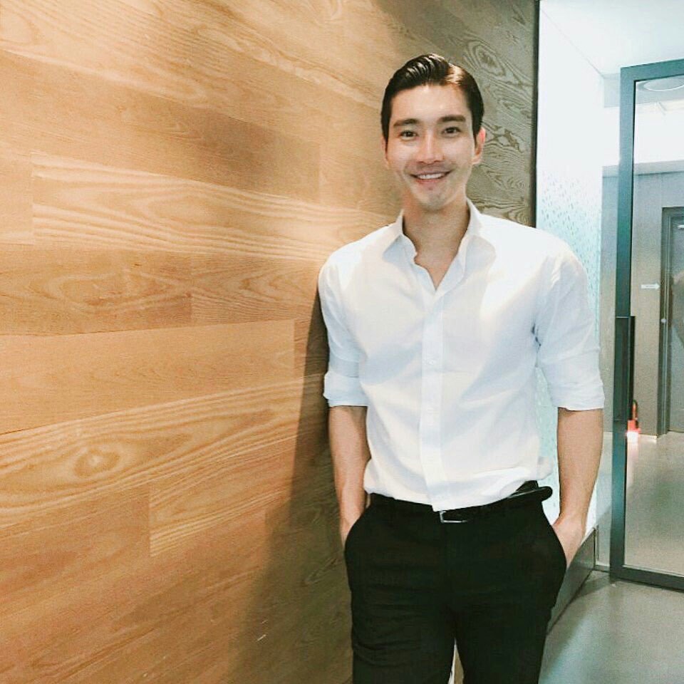 Fanbase from Singapore for the member of Super Junior & Soldier of Light, 최시원! Loving and supporting @siwonchoi always! ♡☻♡ || Hiatus due to studies ||