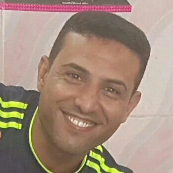 eHAfPTExVeiduYk's profile picture. يحب التعايش السلمي والتواصل مع العالم وممارسة الرياضه