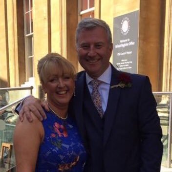Company Director Wulfrun Building Solutions LTD & Past Captain2016 Beau Desert GC, hardworking, lovely wife, great family and wonderfull friends. Love life
