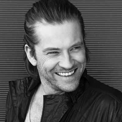 Acteur, DJ.
boekingen: Info@ferrisomogyi.nl
instagram: https://t.co/1ETqBgAC2V
