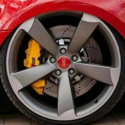 lucienmindspace's profile picture. Just a car guy now.......