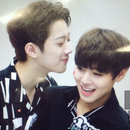 x_read_my_bio_y's profile picture. Please follow my main @_Kim_AlLu_ instead. Thank You😁