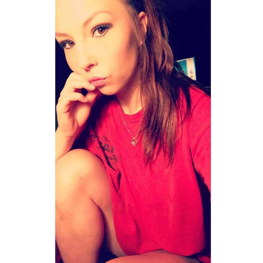 mariahscottxo's profile picture. • perfectly imperfect • • Wesn Sean • 😘👶🏼💋