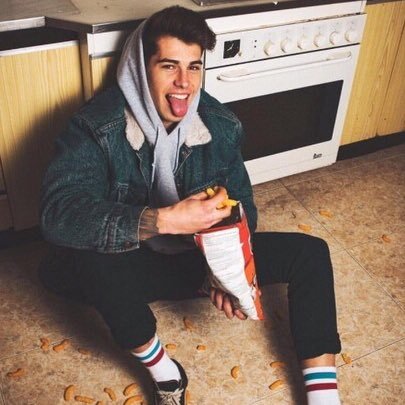 moicnoah's profile picture. 