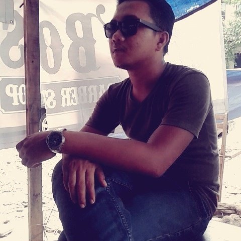 RizkyEryk's profile picture. Be your self